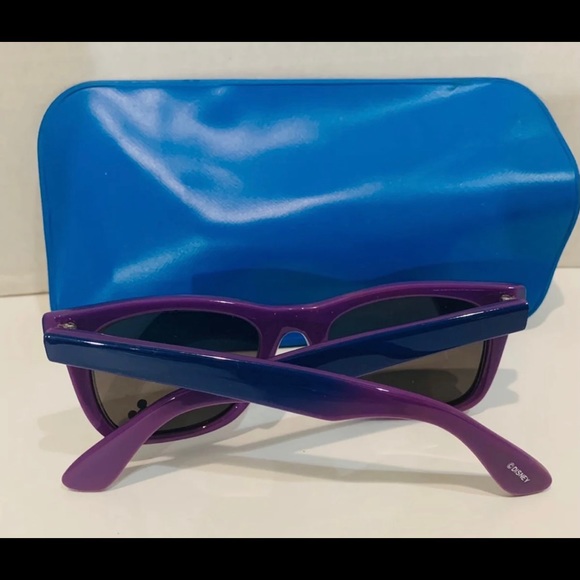 Mickey Kids Sunglasses - Picture 3 of 6